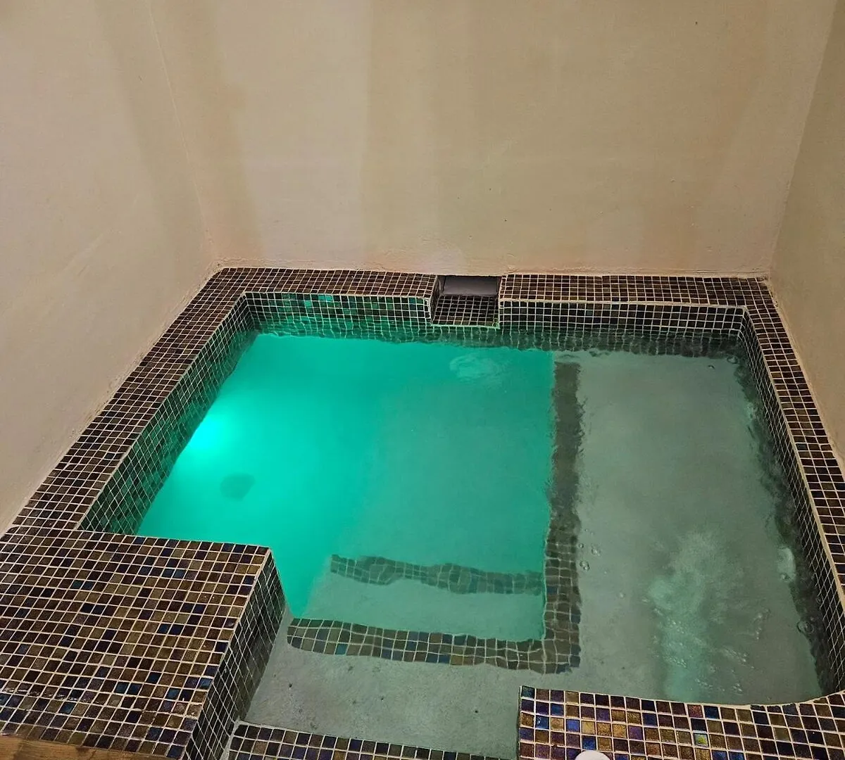 Almond Tree Villa Beach Hideaway With Jacuzzi Gros Islet 0*,